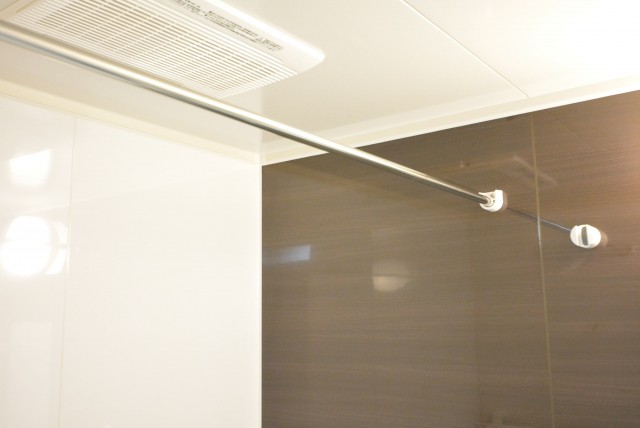 クレッセント目黒Ⅱ403　物干し竿