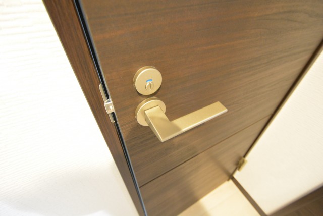 クレッセント目黒Ⅱ403　扉