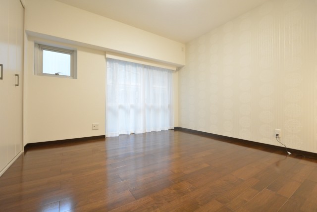 中銀南青山マンシオン202　洋室