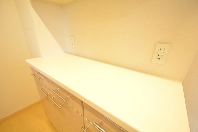 フェイム芝浦インターウエーブ　キッチン