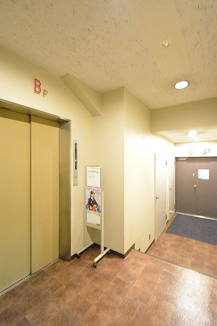 GSハイム南青山　B1エレベーターホール