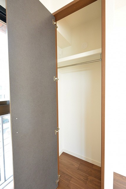 GSハイム南青山　6.0帖洋室のクローゼット