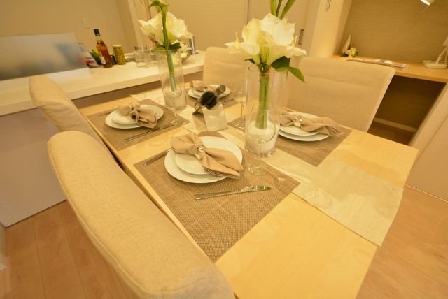 アルファホームズ深沢204　家具