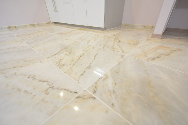 東山コーポラス409　タイル