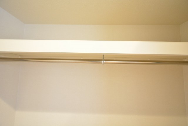 アルファホームズ深沢204　バー