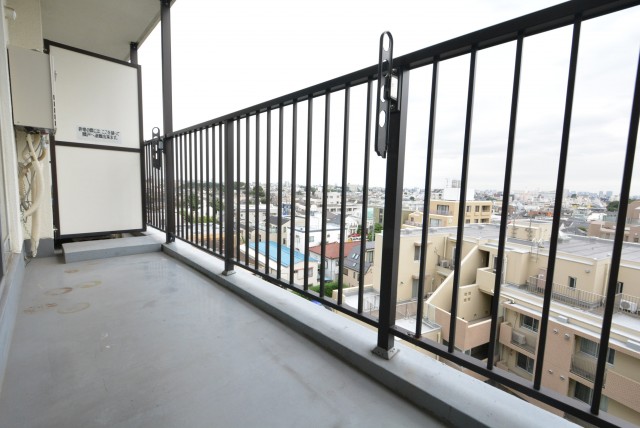 日商岩井第２自由が丘マンション703　バルコニー