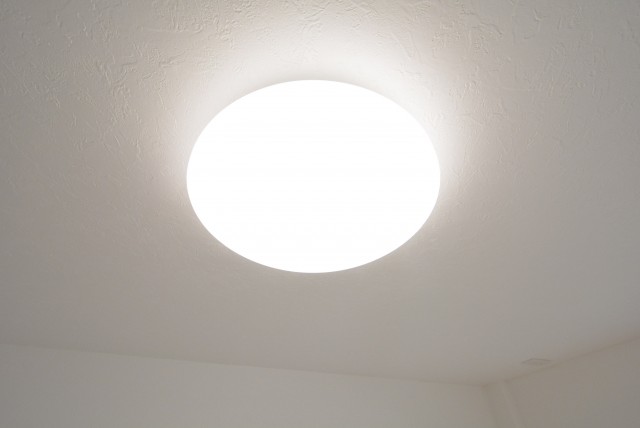 日商岩井第２自由が丘マンション703　照明