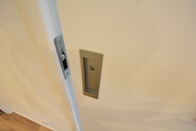 日商岩井第２自由が丘マンション703　扉