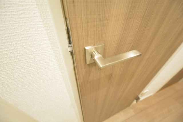 ニュー上馬マンション601　扉