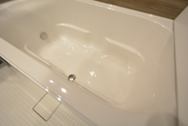 日商岩井第２自由が丘マンション703　浴槽