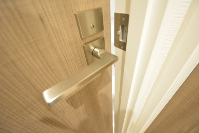 ニュー上馬マンション601　扉