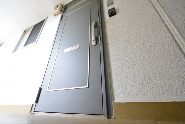 都立大コーポラス205　玄関