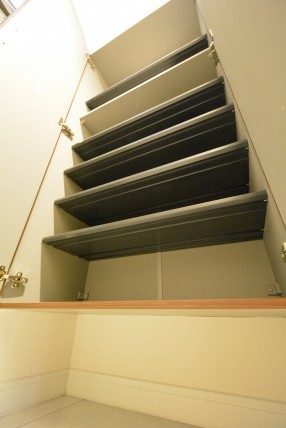 都立大コーポラス205　シューズボックス