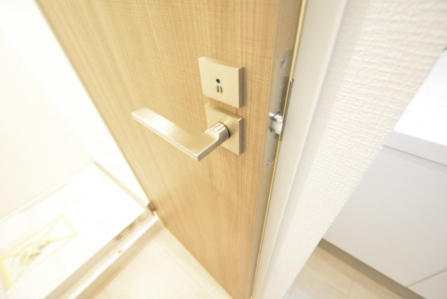 ニュー上馬マンション601　扉