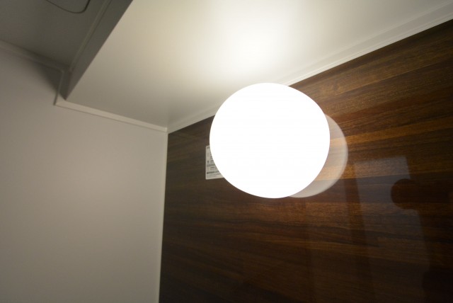 ニュー上馬マンション601　照明