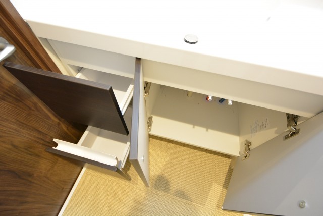 都立大コーポラス205　収納