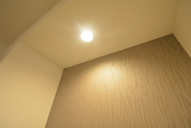 ニュー上馬マンション601　照明