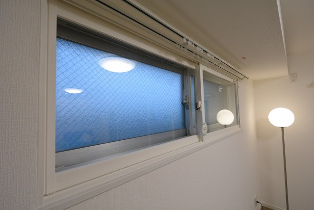 ニュー上馬マンション601　窓