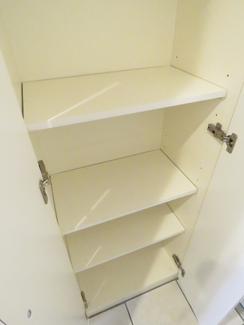 デュオスカーラ品川中延　玄関収納