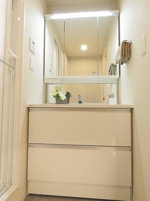 マンション高輪苑　洗面化粧台