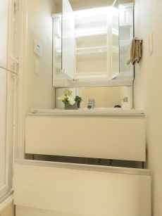 マンション高輪苑　洗面化粧台