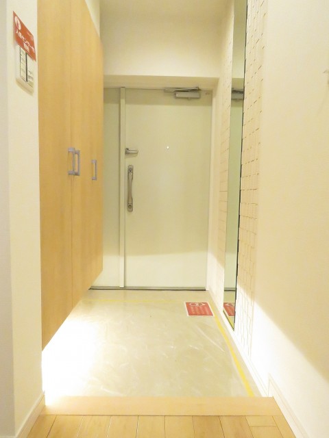 ハイラーク八雲　玄関ホール