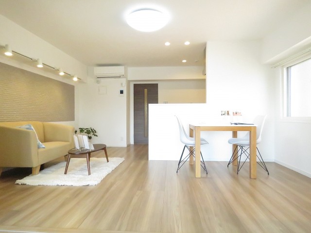 グレイス三軒茶屋　ＬＤＫ約12.1帖