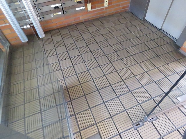 グレイス三軒茶屋　エントランス