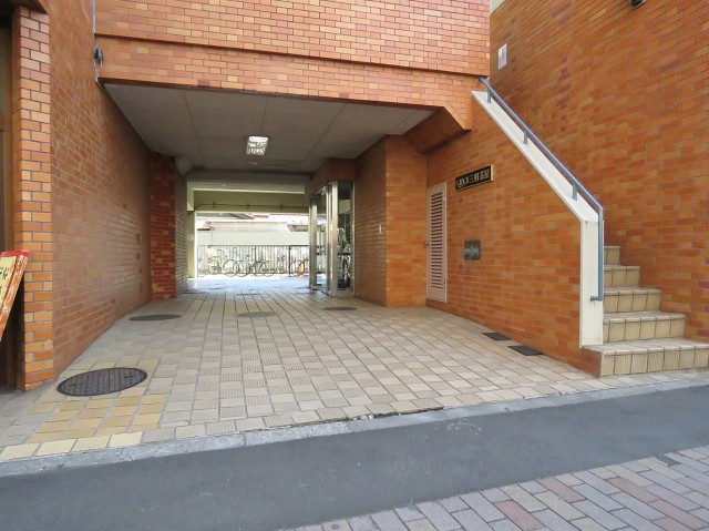 グレイス三軒茶屋　エントランス