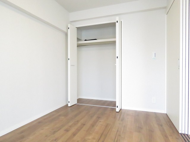 秀和築地レジデンス　洋室約5.4帖