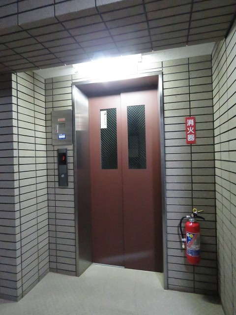 マイネシュロッス経堂　エレベーター