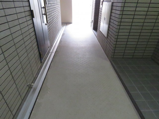 マイネシュロッス経堂　共用廊下