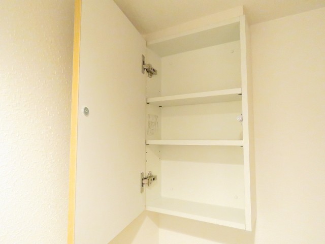 マイネシュロッス経堂　トイレ収納