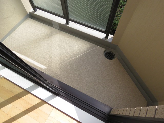 マイネシュロッス経堂　洋室約5.4帖側バルコニー