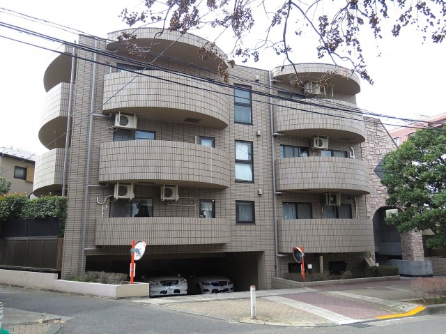 マイネシュロッス経堂　外観