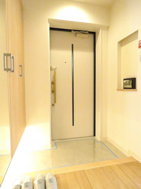 マイネシュロッス経堂　玄関ホール