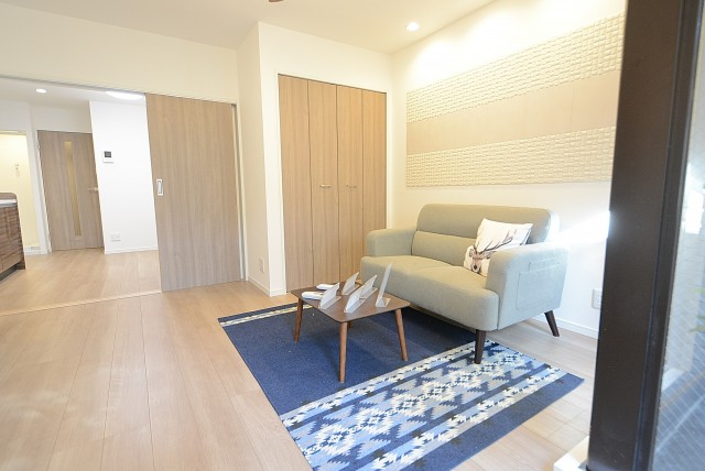 フェルテシモ祐天寺 ダイニング～洋室