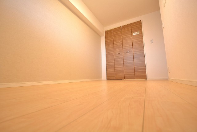 ③ウエスト経堂マンション 洋室３