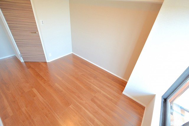 自由ヶ丘ハイタウン 洋室１