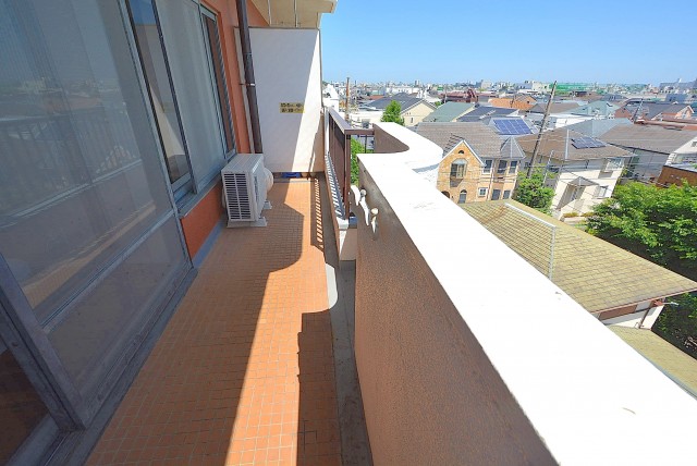 自由ヶ丘ハイタウン バルコニー