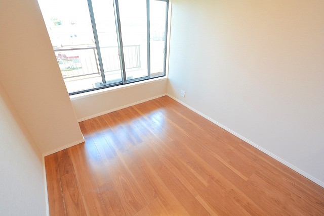 自由ヶ丘ハイタウン 洋室１