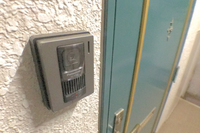 東建島津山南ハイツ 玄関