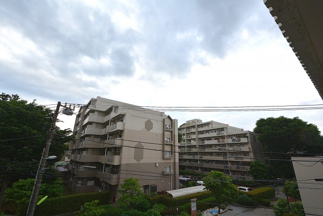 ウエスト経堂マンション バルコニー１