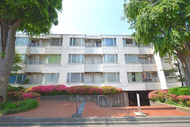 パイロットハウス北新宿 外観