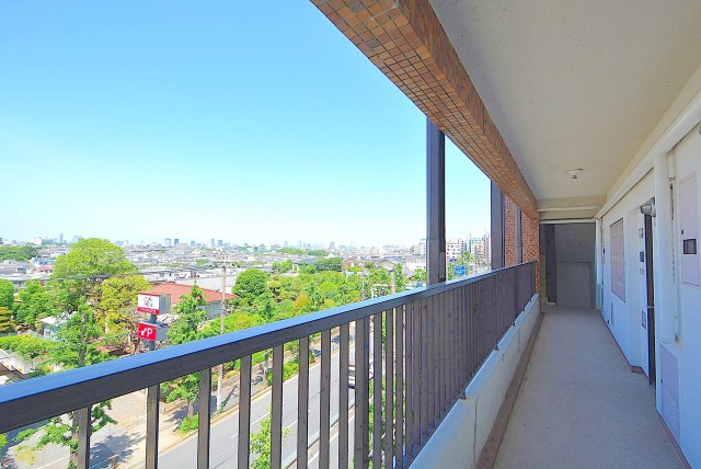 自由が丘ハイタウン 玄関