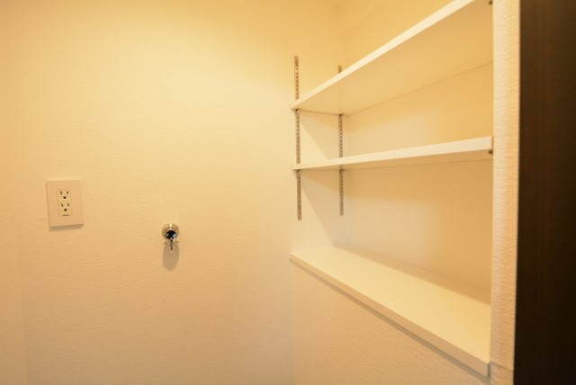 秀和築地レジデンス 洗濯機スペース