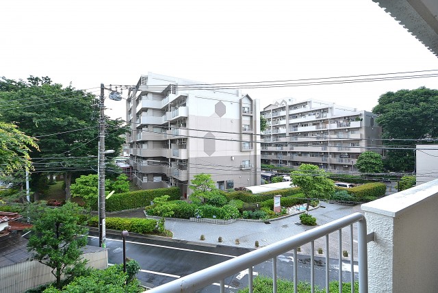 ウエスト経堂マンション バルコニー１