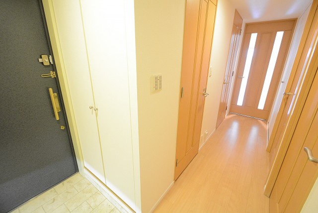上野毛南パークホームズ 玄関