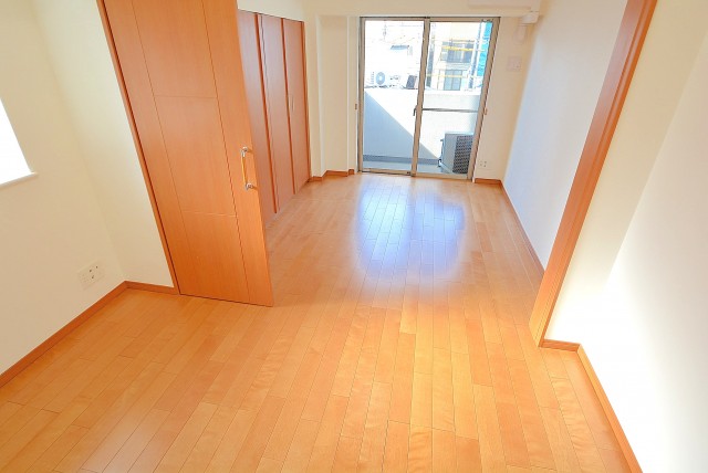 日神デュオステージ新宿若松町 ダイニング～洋室