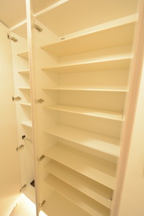 アトラス二子玉川園 玄関